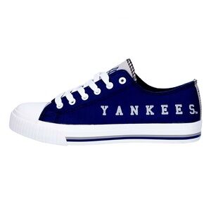 Men’s New York Yankees FOCO Yankee Blue/White Canvas Sneakers – Size 8